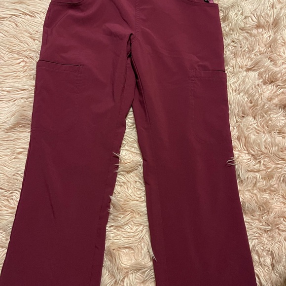 **Healing Hands Nursing Scrubs: Professional Comfort & Elegance** BundleX3 - Picture 6 of 11